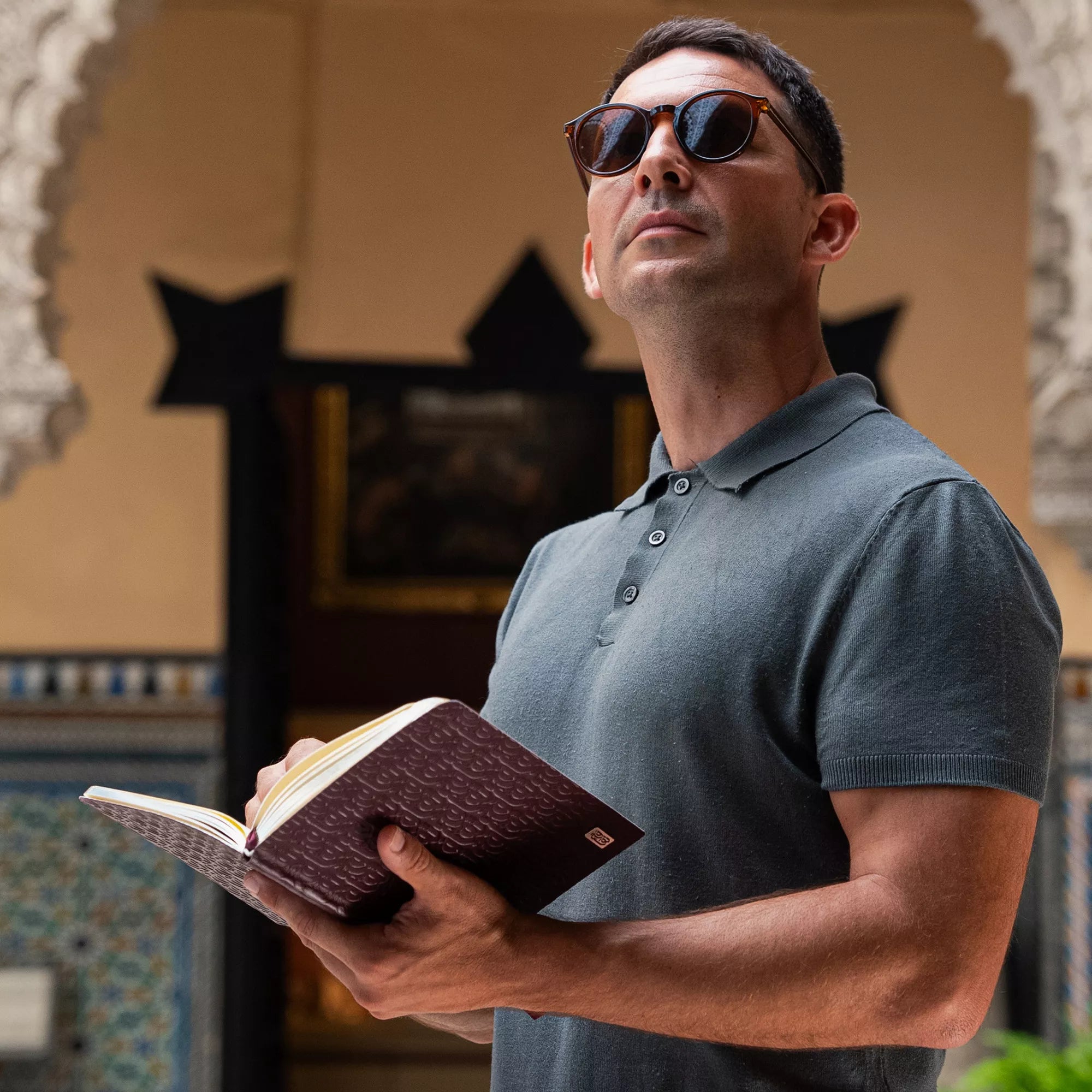 Using a premium diary for routine reflection